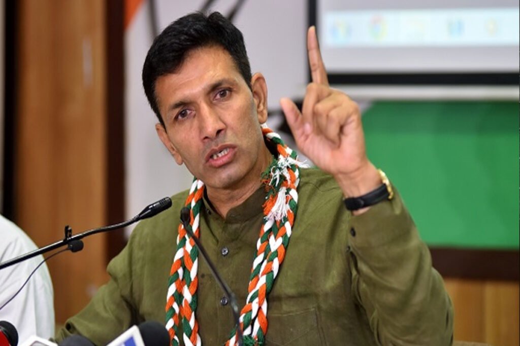 Madhya Pradesh Congress creates ruckus over increase in stamp duty